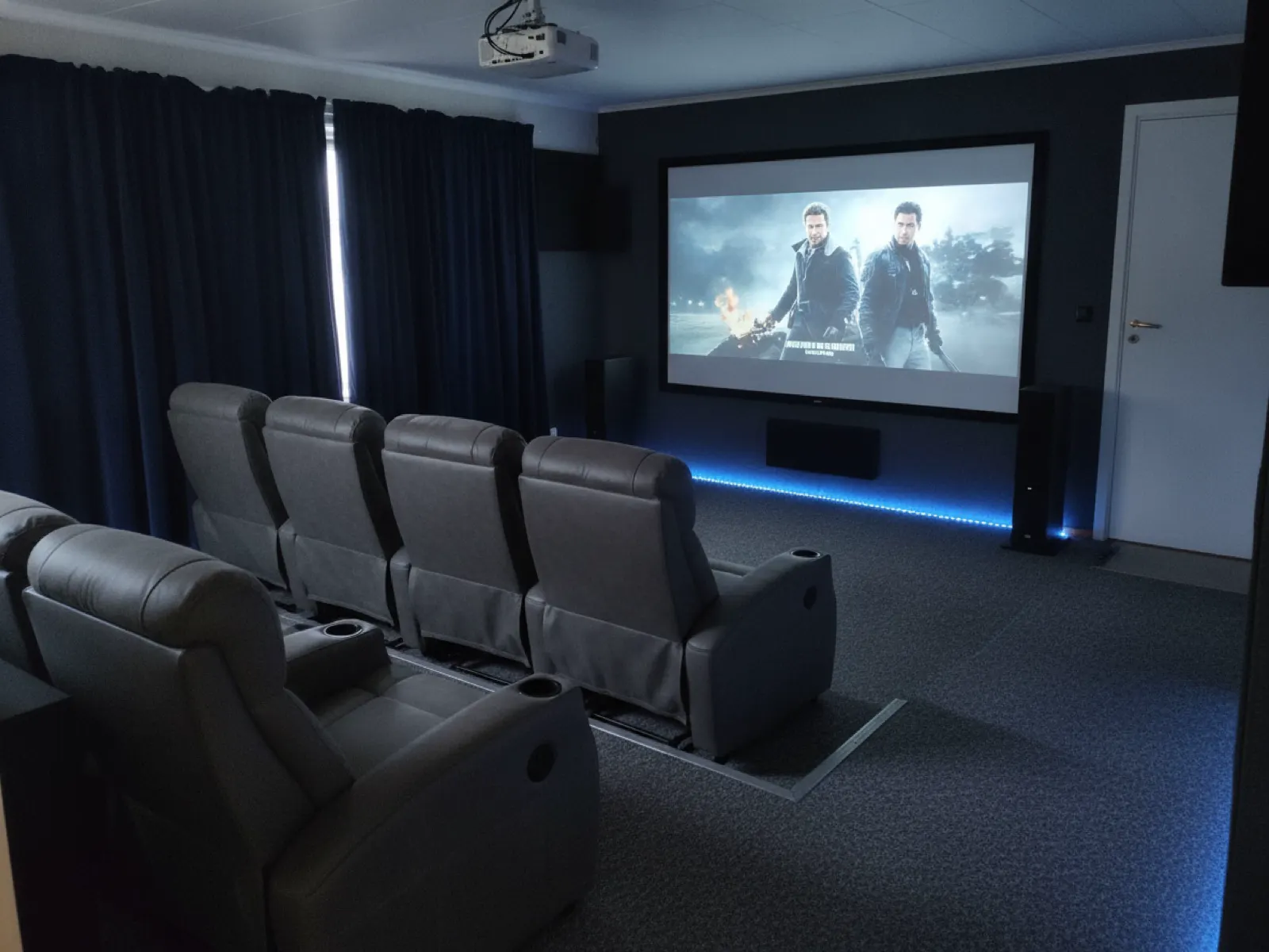 … eller heimekino.